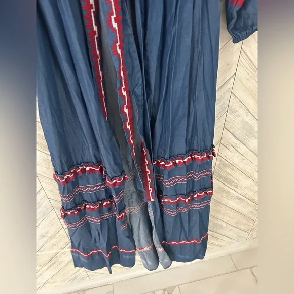 Latiste embroidered chambray maxi dress with side slits - Picture 8 of 11